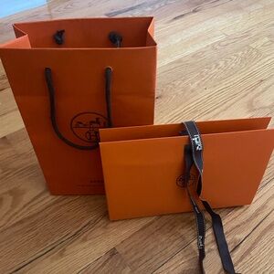 Herme paper bags